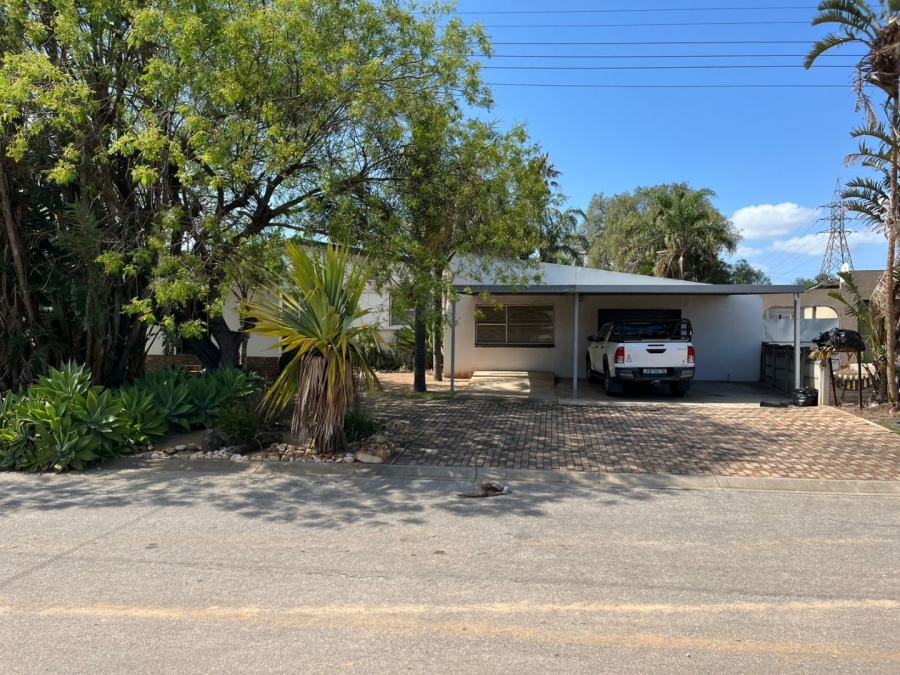 4 Bedroom Property for Sale in Manor Heights Eastern Cape